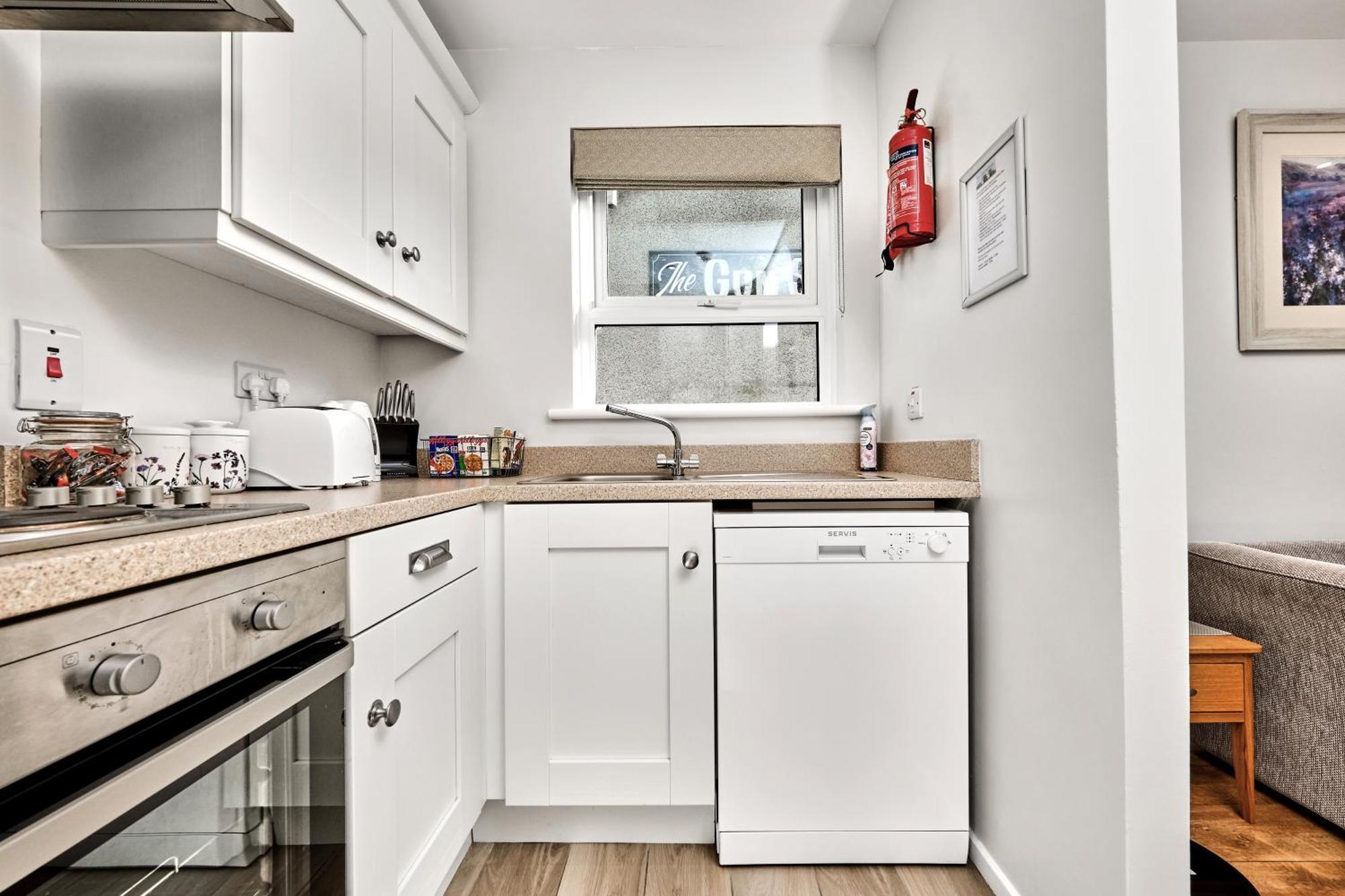 Portglenone Apartments Екстер'єр фото
